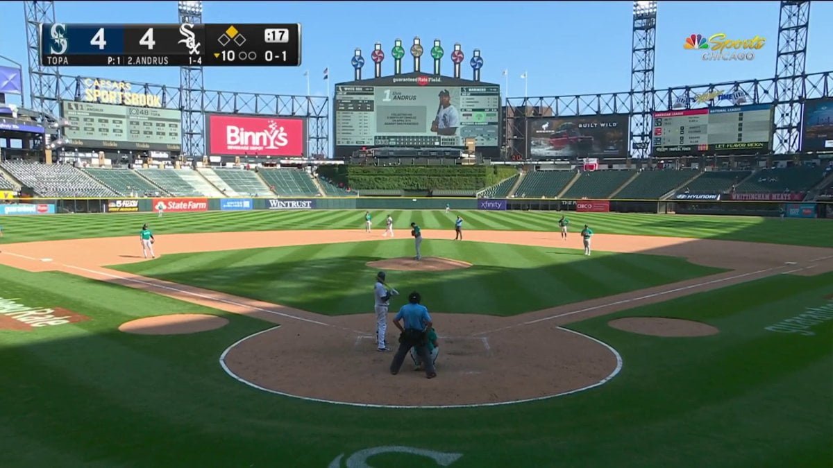 WATCH: White Sox' Tim Anderson scores on error after stealing third