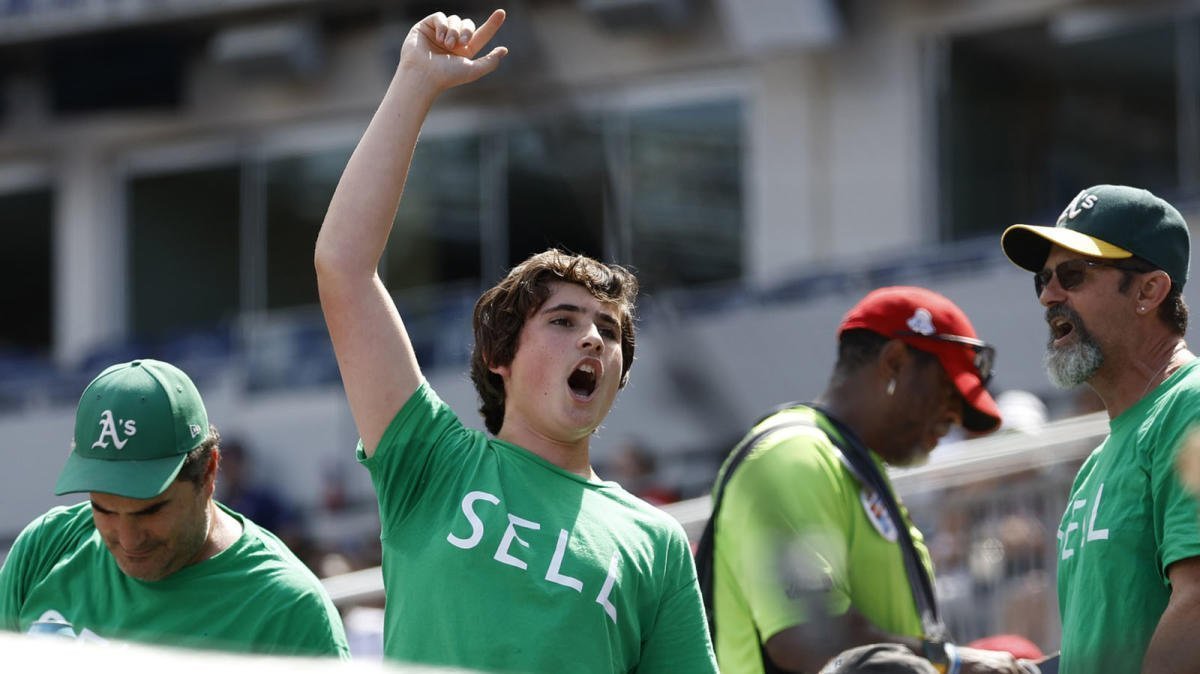 John Fisher reacts to A’s fans wearing ‘sell the team’ T-shirts