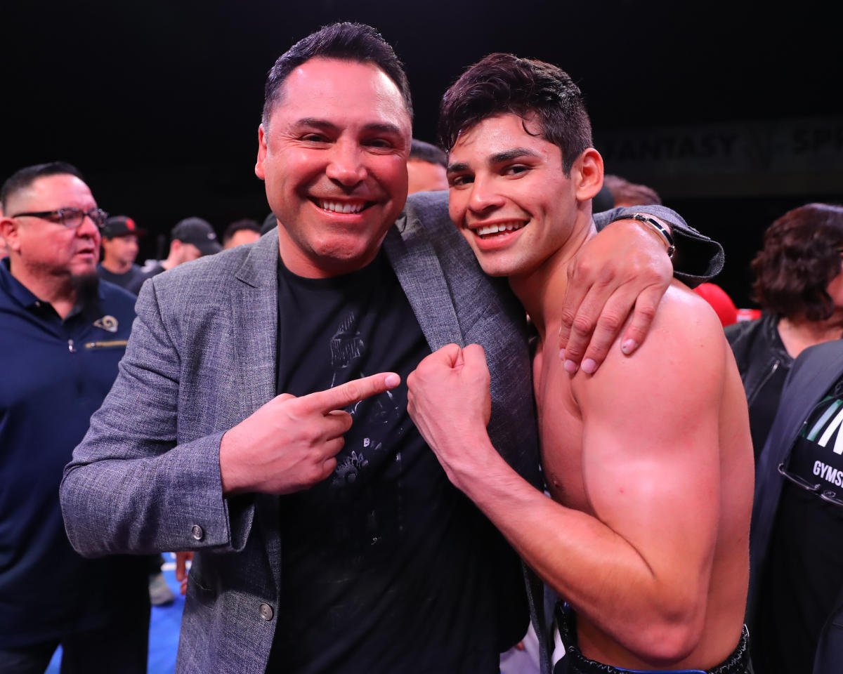 Ryan Garcia and Oscar De La Hoya Engage in Twitter Feud, Revealing Their Disputes