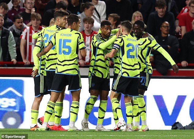Brentford 0-1 Arsenal: Reiss Nelson’s Goal Propels Gunners to Fourth Round of Carabao Cup, Backed by Aaron Ramsdale’s Stellar Saves on Comeback