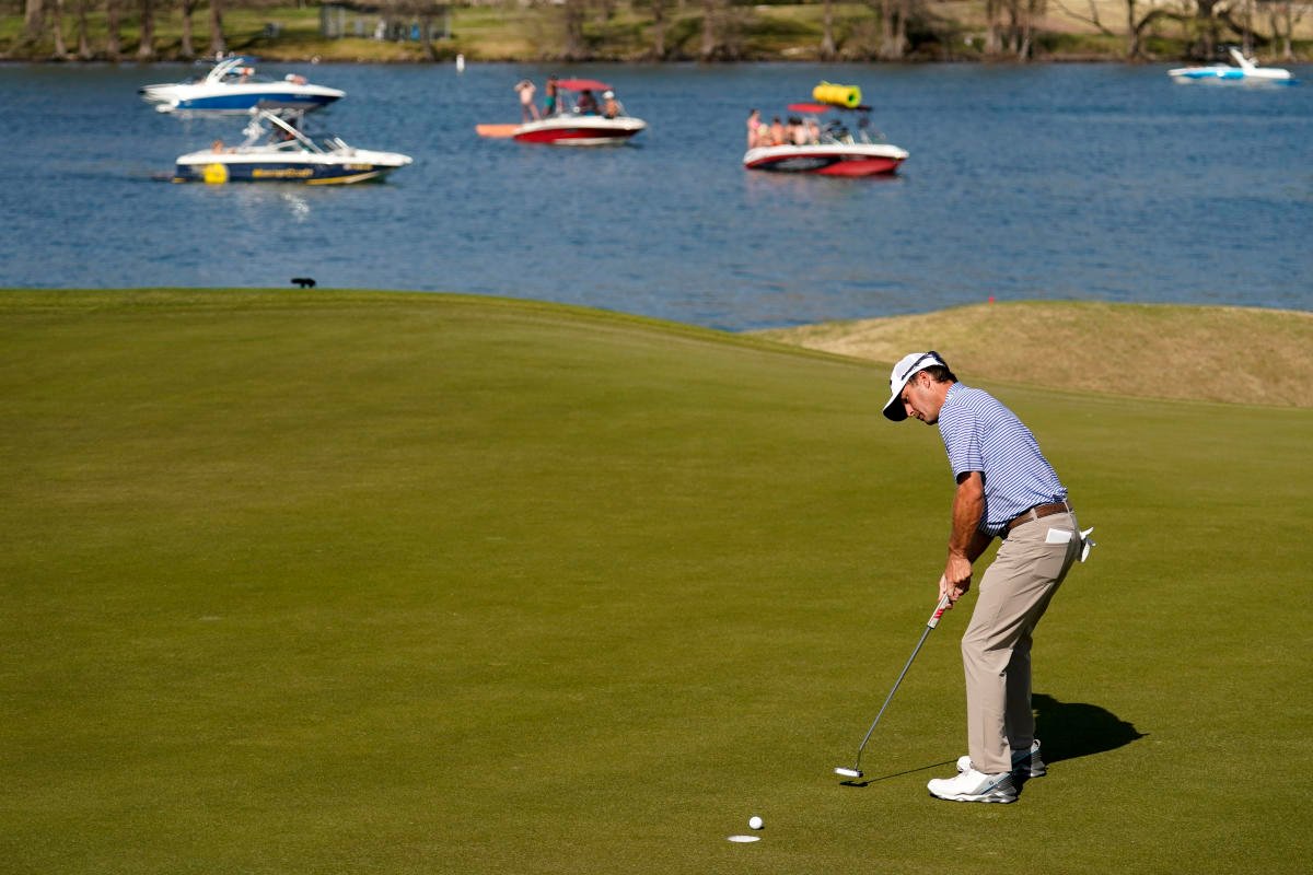 Kevin Kisner Seeks Guidance from Steve Stricker on Rebuilding his Career