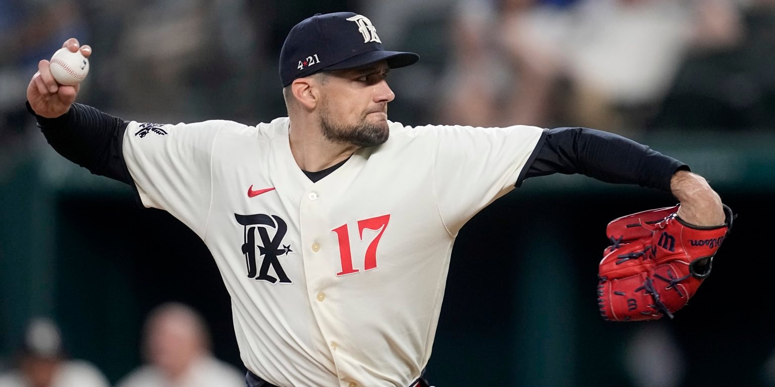 Strong pitching and a seventh-inning wild pitch help Rangers break their losing streak