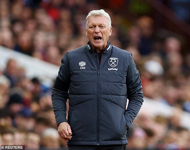 David Moyes laments ‘massive individual mistakes’ in West Ham’s collapse against Aston Villa, while justifying decision to bench £38m Mohammad Kudus.