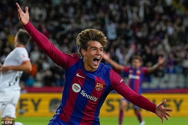 17-Year-Old Striker Marc Guiu Delights in “Perfect” Debut, Secures Victory for Barcelona Against Athletic Bilbao with Winning Goal Just 30 Seconds On