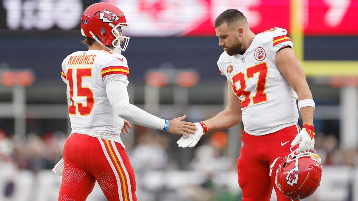 Tom Brady acknowledges Patrick Mahomes and Travis Kelce’s success in surpassing him and Gronk in playoff touchdowns