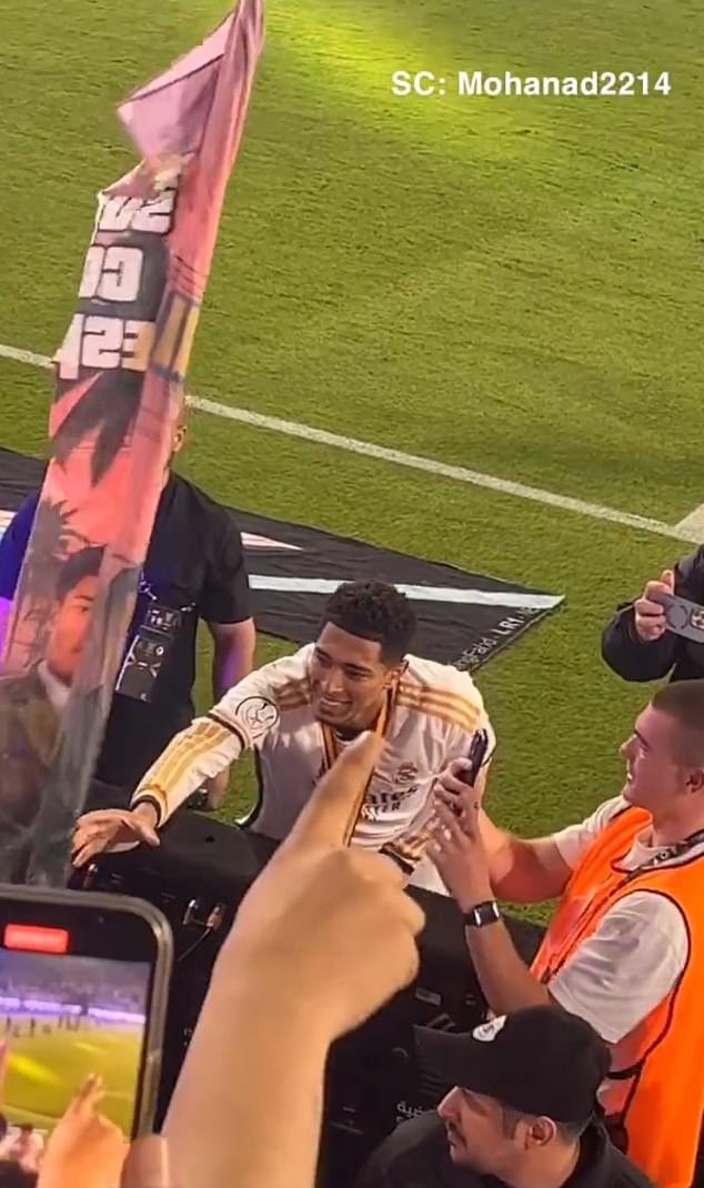 Jude Bellingham Requests Grand Theft Auto Poster Featuring Himself, Rodrygo, and Vinicius Jr. from a Fan, Celebrates Real Madrid’s Spanish Super Cup Win with Banner Parade