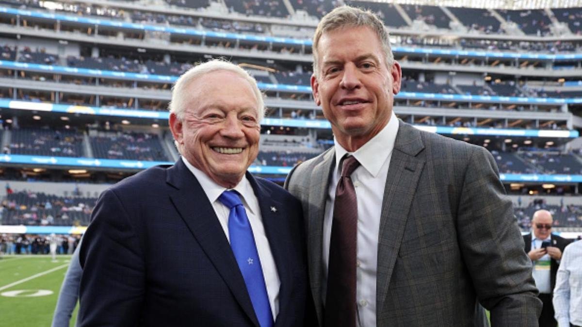 Troy Aikman expresses surprise at Cowboys’ early playoff exit, maintains confidence in Dak Prescott