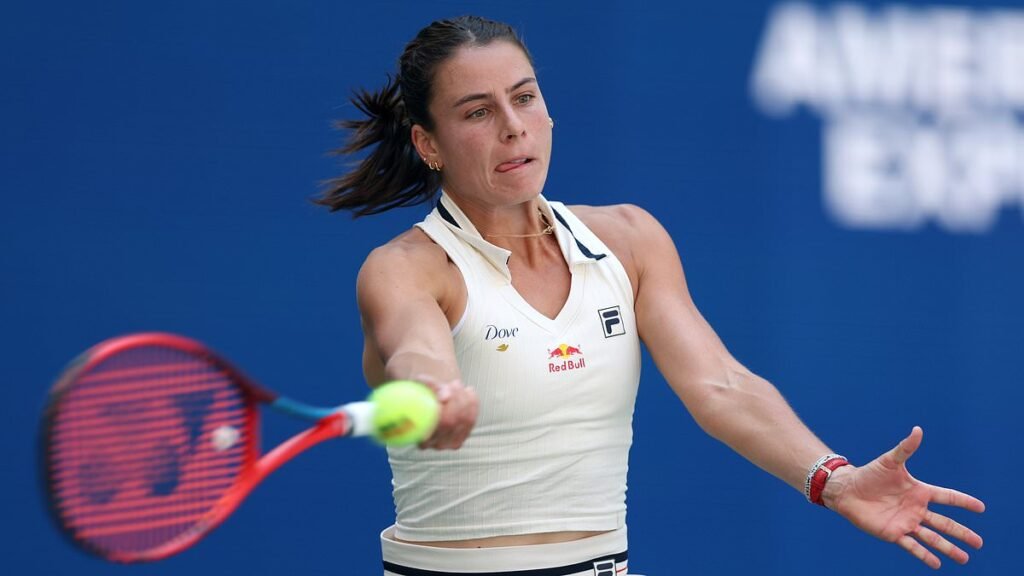 Emma Navarro reaches US Open semi-final, secures MILLION