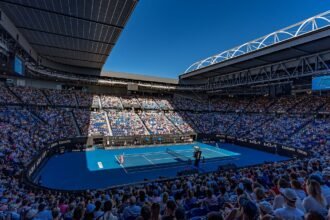 Australian Open 2025 LIVE: Latest results and set-by-set updates as Victorian Premier issues warning over ‘disgusting’ Australia Day plot as Aryna Sabalenka and Paula Badosa to put friendship aside at Melbourne Park